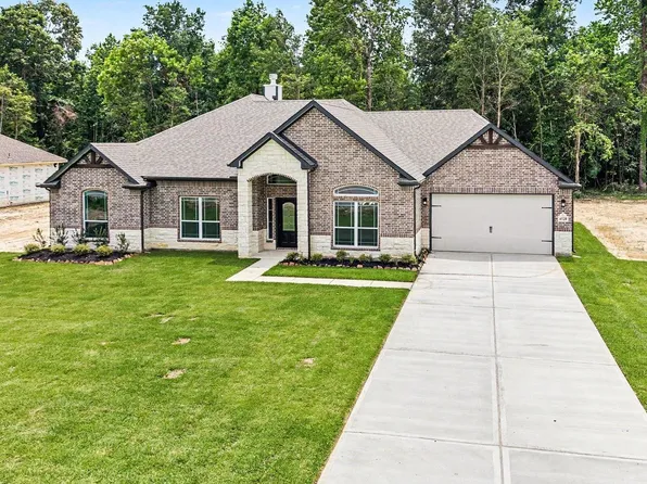 4520 Road 66112, Dayton, TX 77535