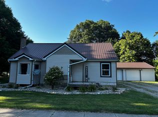 238 Jackson St, Sunfield, MI 48890