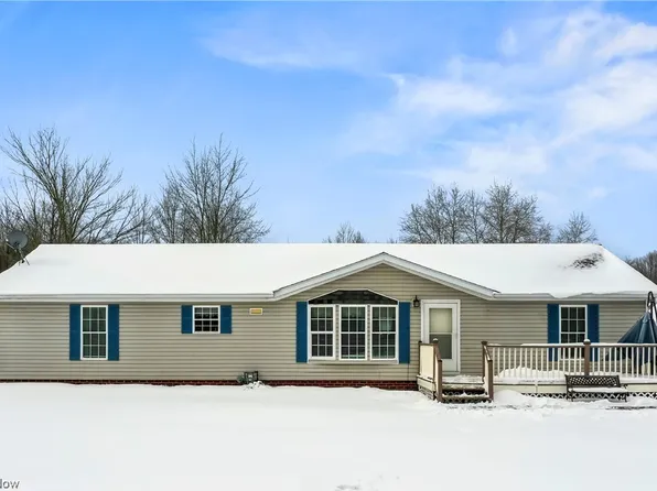 1647 Morning Star Dr, Roaming Shores, OH 44084