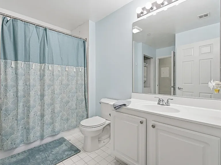 23 Pierside Dr #232 — Photo 9