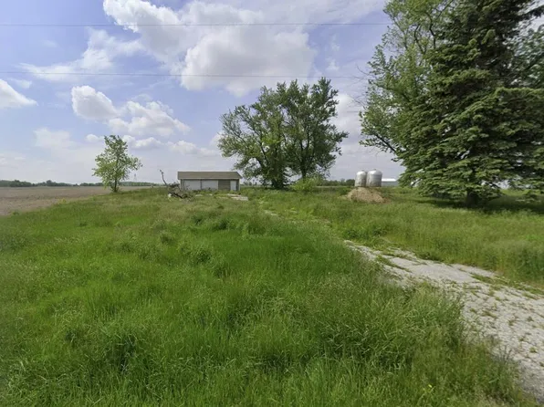5921 E 157th Ave, Hebron, IN 46341