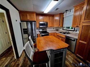 202 Meridian Ave, Hopewell, VA 23860