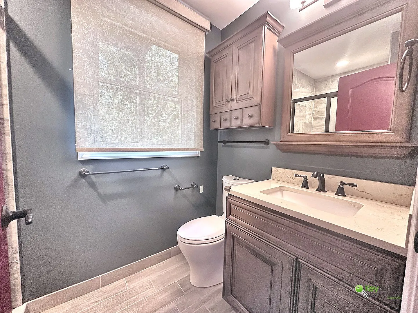Spacious 4-Bedroom Home on Quiet Cul-de-Sac in Naperville! — Photo 2