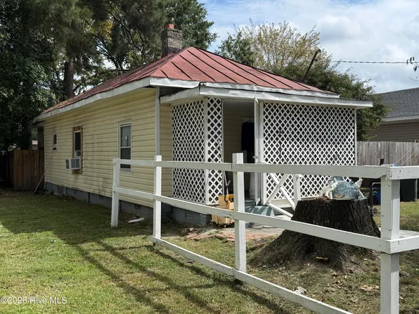 911 Washington Street E, Wilson, NC 27893