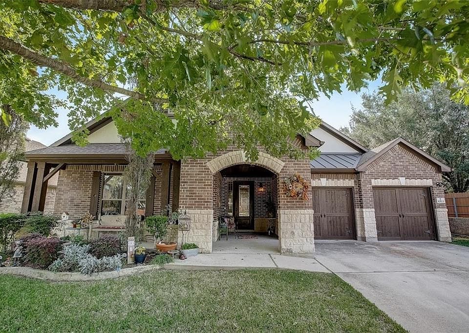 1st image of 10113 Auction Oak Dr