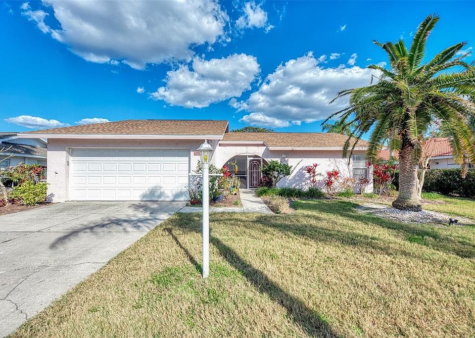 1st image of 6540 Waterford Cir