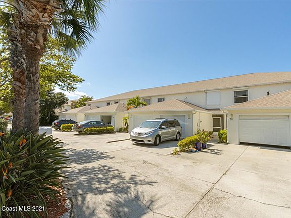 3rd image of 806 Mimosa Pl