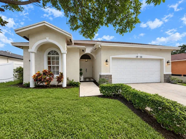 2858 NW 9th St, Pompano Beach, FL 33311