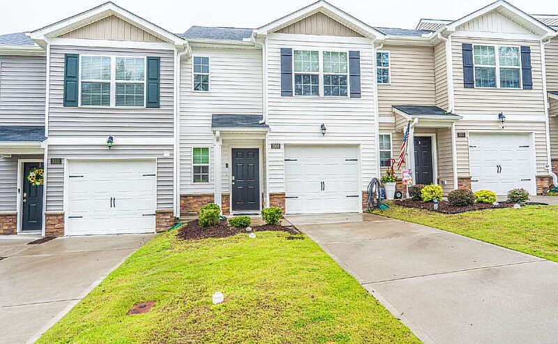 1st image of 3103 Alibird Ln