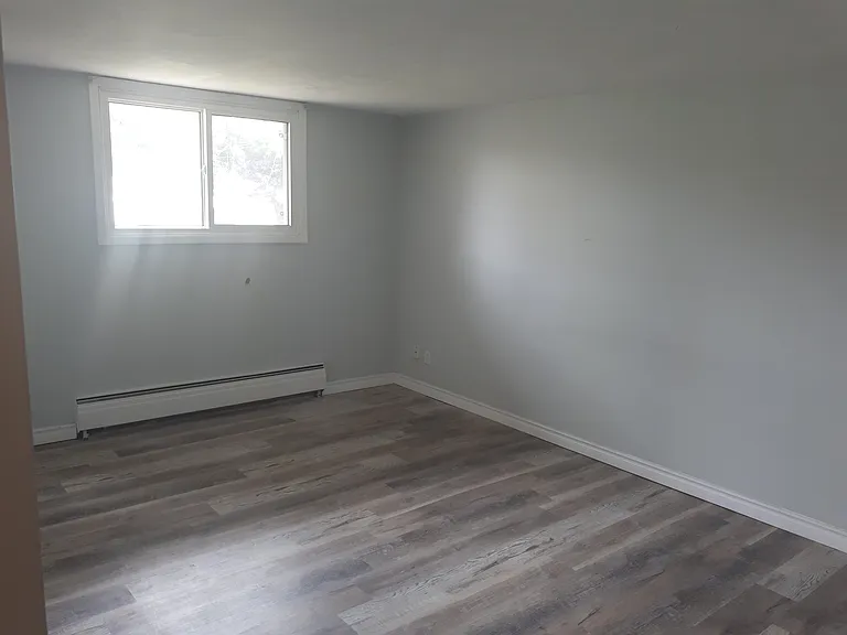 595 Silverbirch Rd #4 — Photo 8