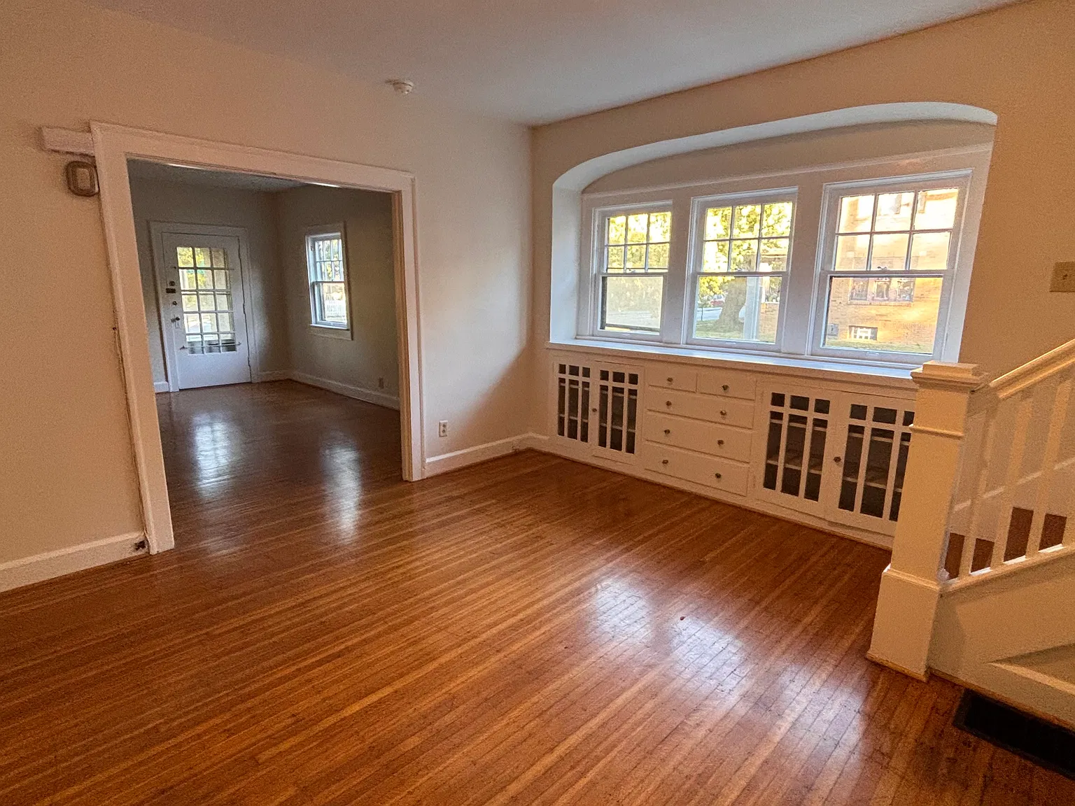 3 bed, 1328 sqft, $1,575 — Photo 3