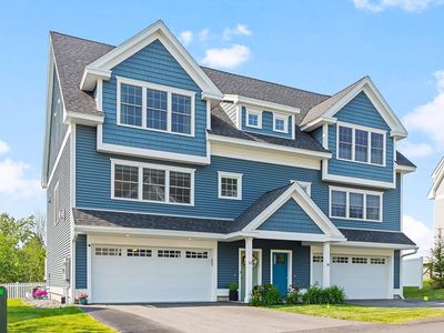 32 Green Road, Newmarket, NH, 03857