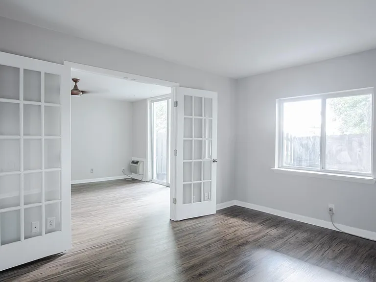 801 Inverness Ave #D4 — Photo 13