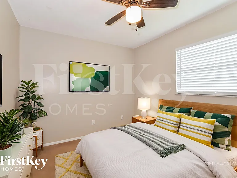 660 Flagler Dr — Photo 13