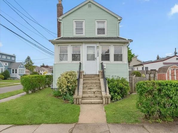 152 Lawson Avenue, East Rockaway, NY 11518