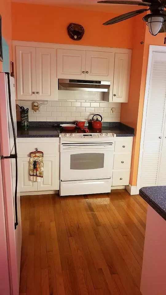 1 bed, 640 sqft, $2,700 — Photo 4