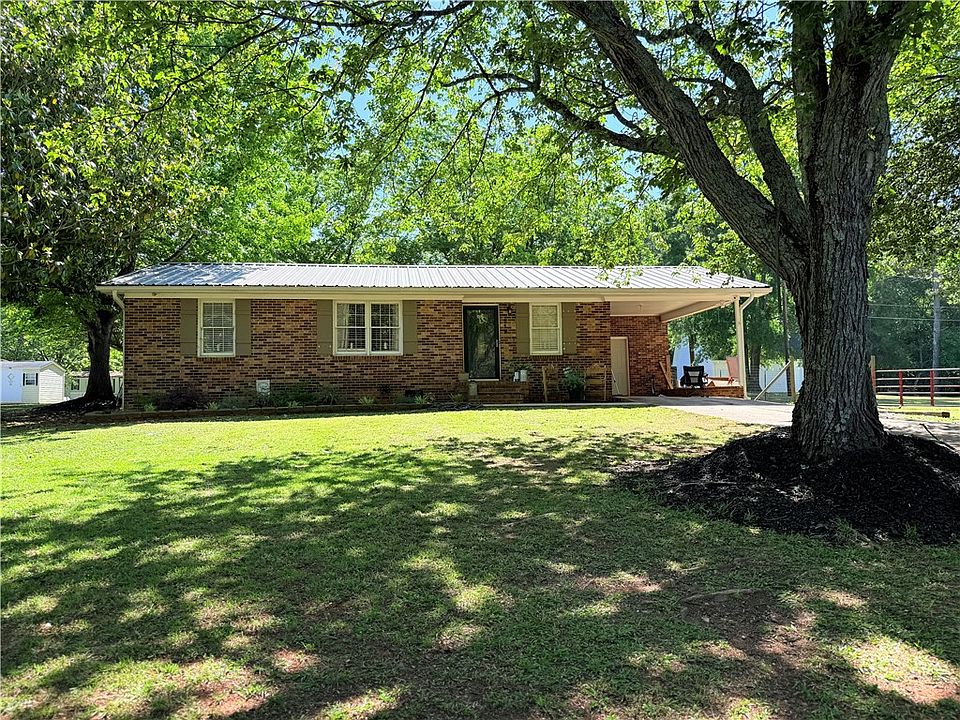 1st image of 219 Lufkin Dr