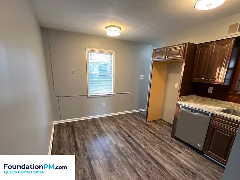 4325 Merlcrest Cv — Photo 4