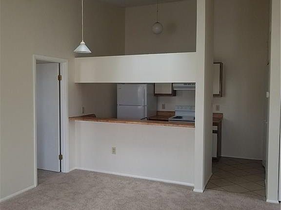 5th image of 651 Crows Nest Ct