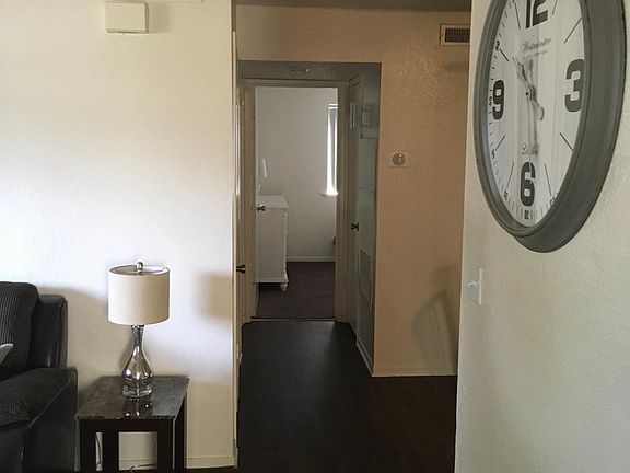 4th image of 1003 N Peach Ave APT 148