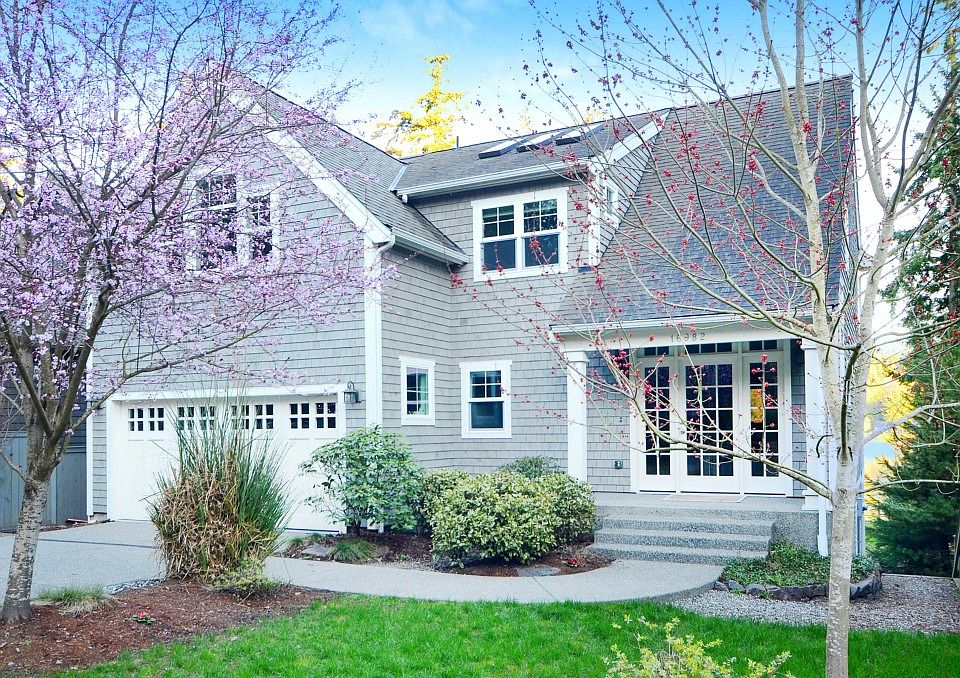 1st image of 16982 S Angeline Ave NE