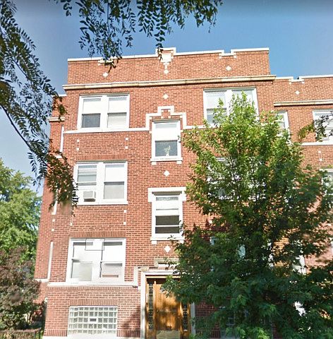 1st image of 3851 N Lakewood Ave APT 2