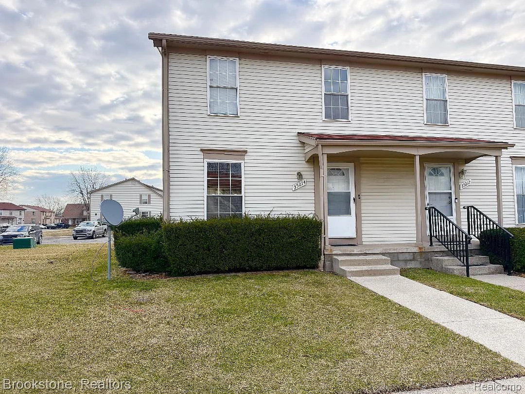 35214 Taffy Dr #66 photo 1