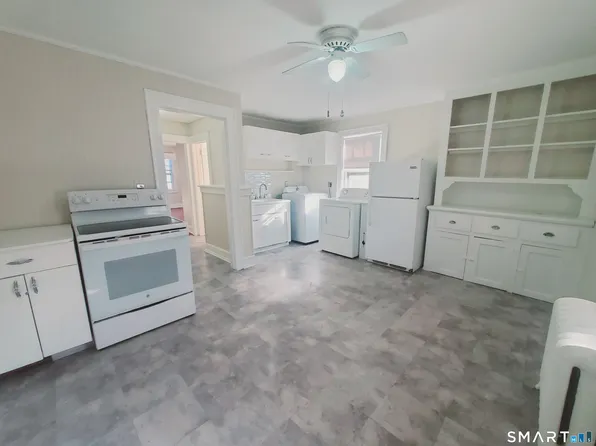 156 River Rd Extension #3, Greenwich, CT 06830