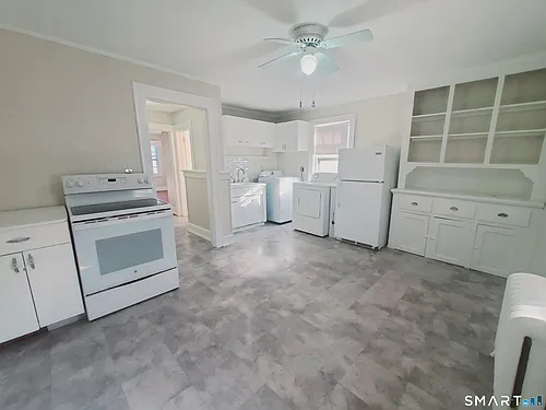 156 River Road Ext #3 Photo 1