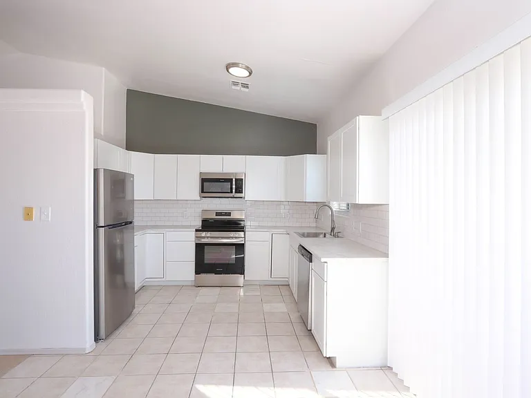 9399 W Tinajas Dr — Photo 12