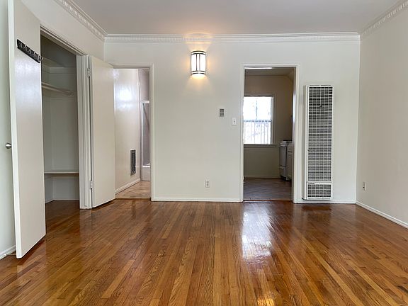 5th image of 12125 Valleyheart Dr #1/2