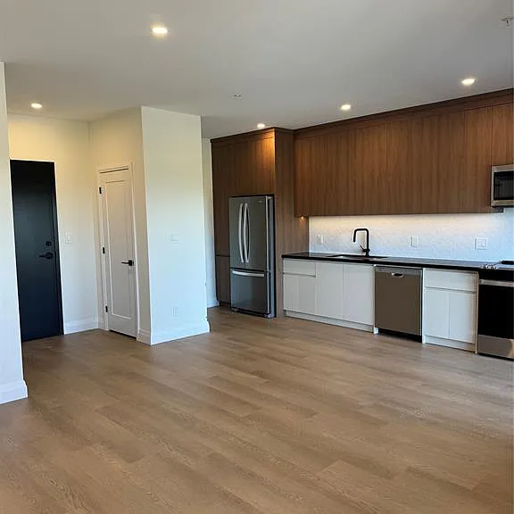 4400 Laurier Pkwy #466 — Photo 5