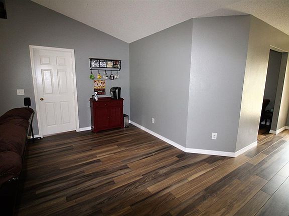 3rd image of 6265 Tributary St