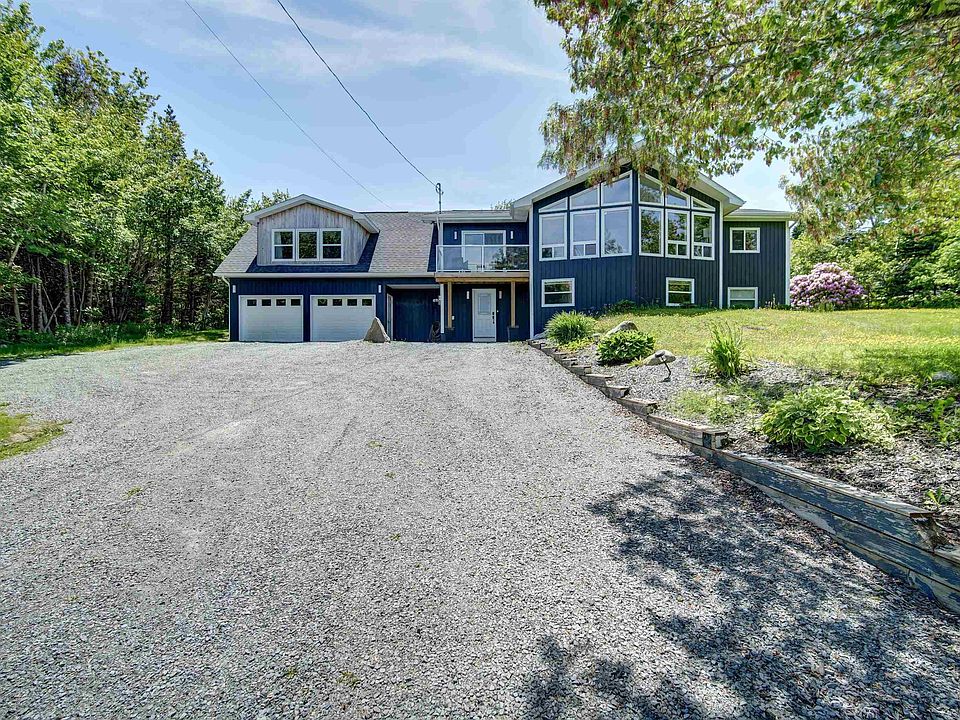 1st image of 18 Delmerle Dr