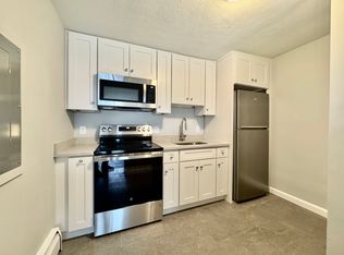 111 Spring St FLOOR 3, West Roxbury, MA 02132