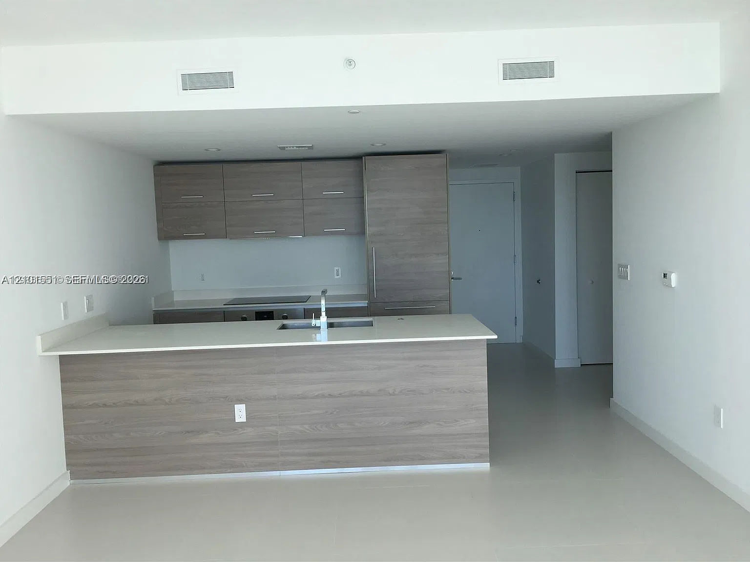 Sls Brickell — Photo 2