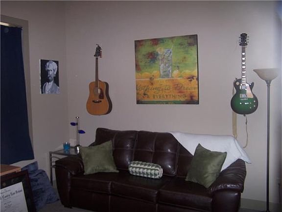 5th image of 600 E Albert Ave #512