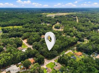 1614 W Hill Ln, Citrus Springs, FL 34434