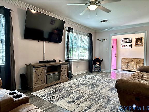4th image of 7817 Woodbrook Rd
