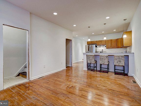 5th image of 1631 Germantown Ave