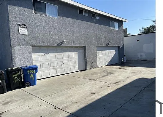 9001 S Central Ave #B — Photo 16