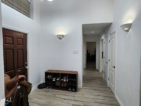 5th image of 9837 Spindrift Dr