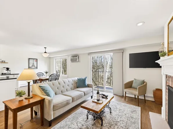 7014 Fortune Drive #C, Middleton, WI 53562