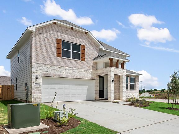 2nd image of 331 Willow Heights Dr
