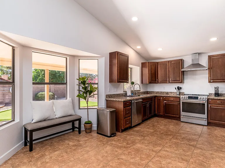 5139 E Fellars Dr — Photo 29