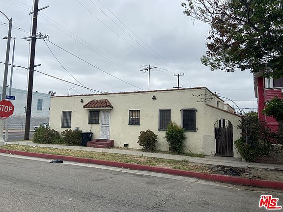 3rd image of 316 W 39th St