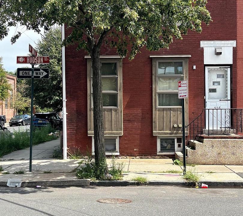 1st image of 536 Hudson St