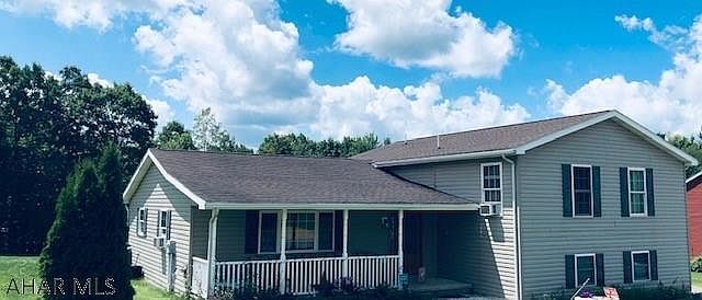 1st image of 221 Laurel Dr