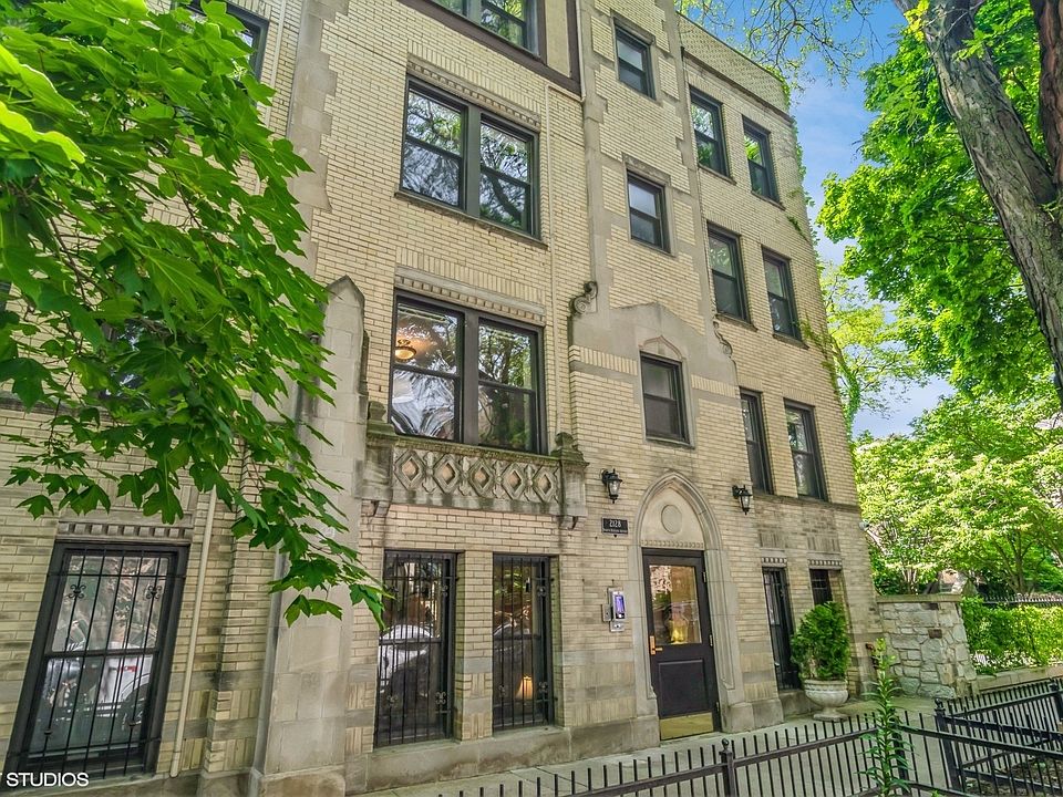 1st image of 2128 N Hudson Ave APT 402