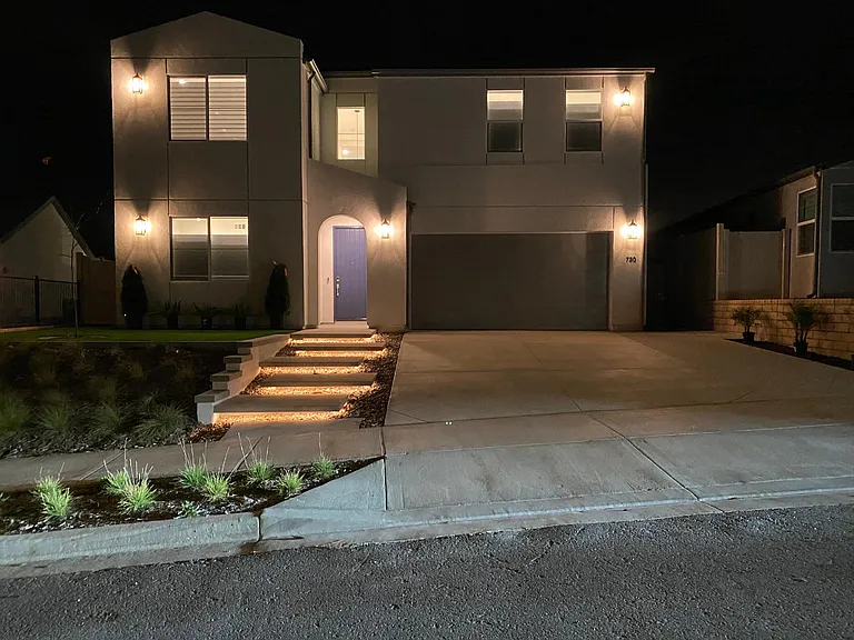 730 Meadowood St — Photo 8